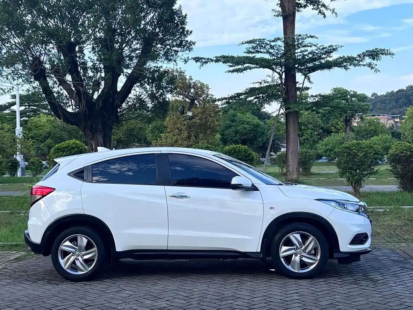 Vezel 2020 220 TURBO CVT Elite Edition — миниатюра 4