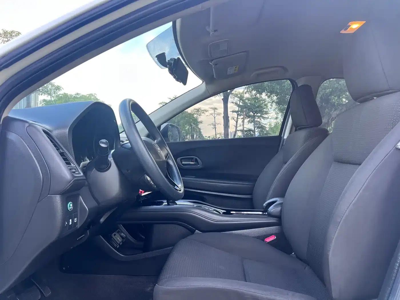 Vezel 2020 220 TURBO CVT Elite Edition — миниатюра 9
