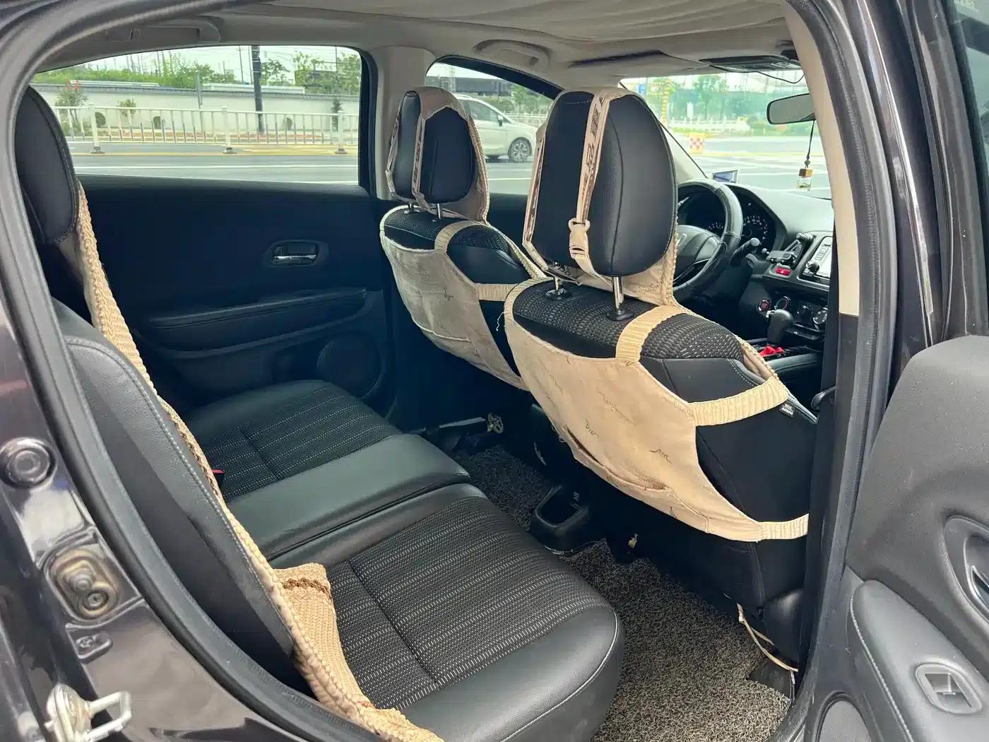 Vezel 2017 1.8L CVT 2WD Pioneer Edition — миниатюра 12