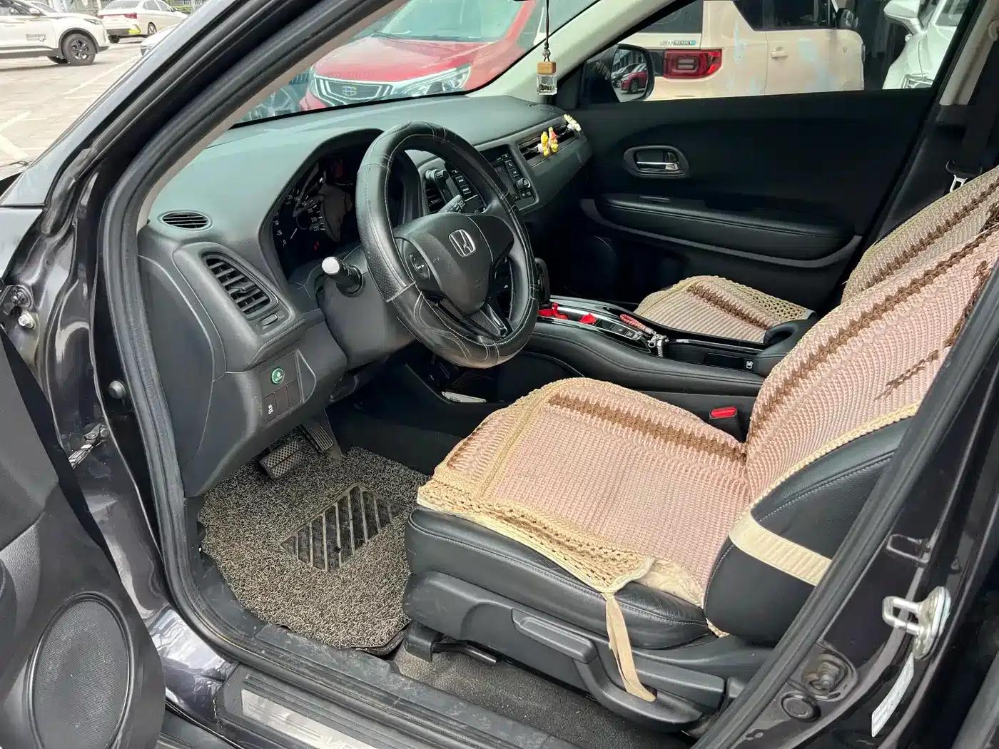 Vezel 2017 1.8L CVT 2WD Pioneer Edition — миниатюра 7