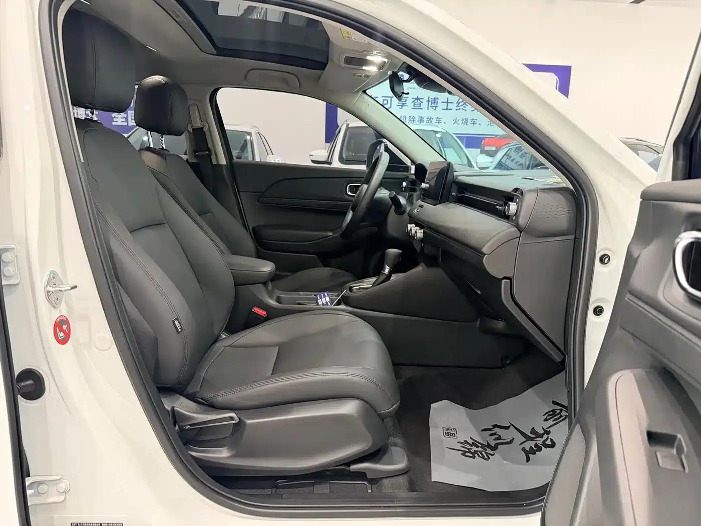 Vezel 2023 1.5L CVT Pioneer Edition — миниатюра 16