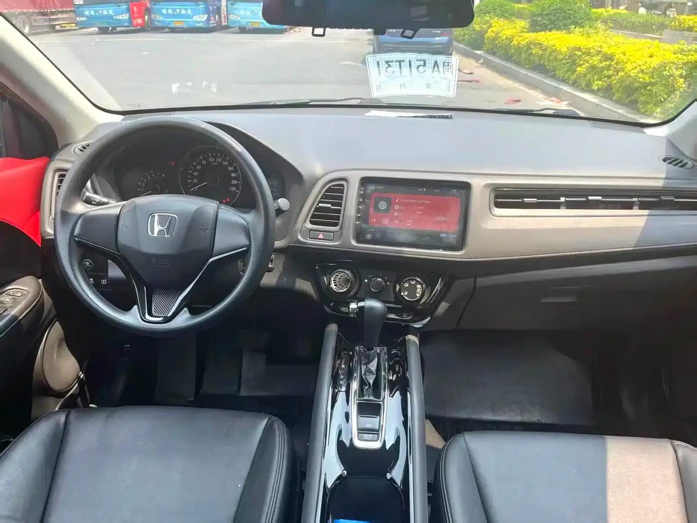 Vezel 2020 1.5L CVT Elite Edition — миниатюра 4