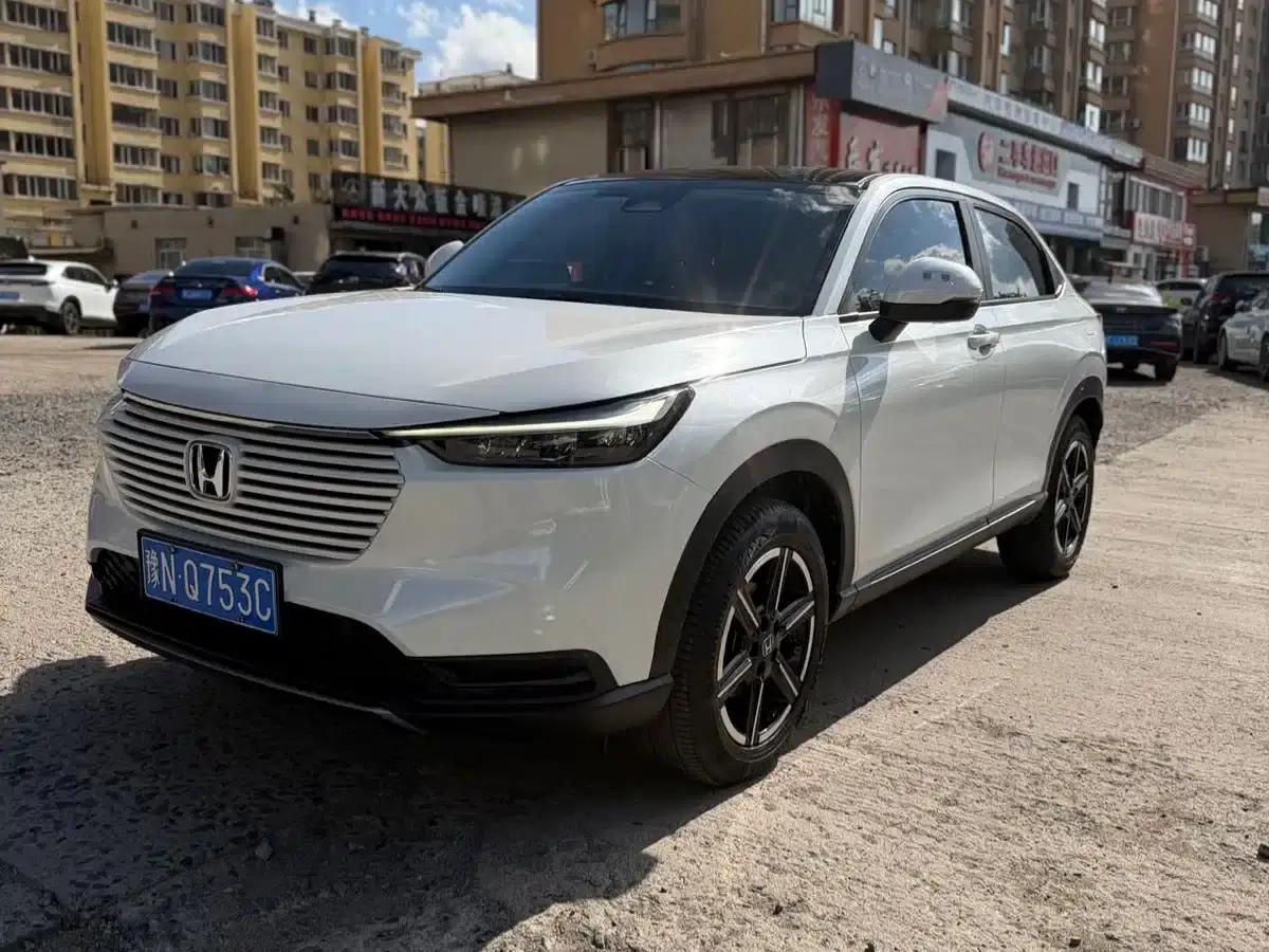 Vezel 2023 1.5L CVT Tech Edition — миниатюра 1