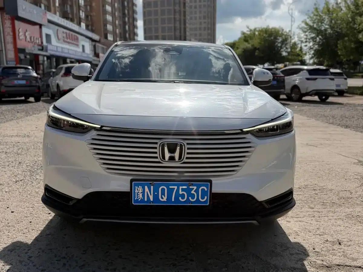 Vezel 2023 1.5L CVT Tech Edition — миниатюра 2