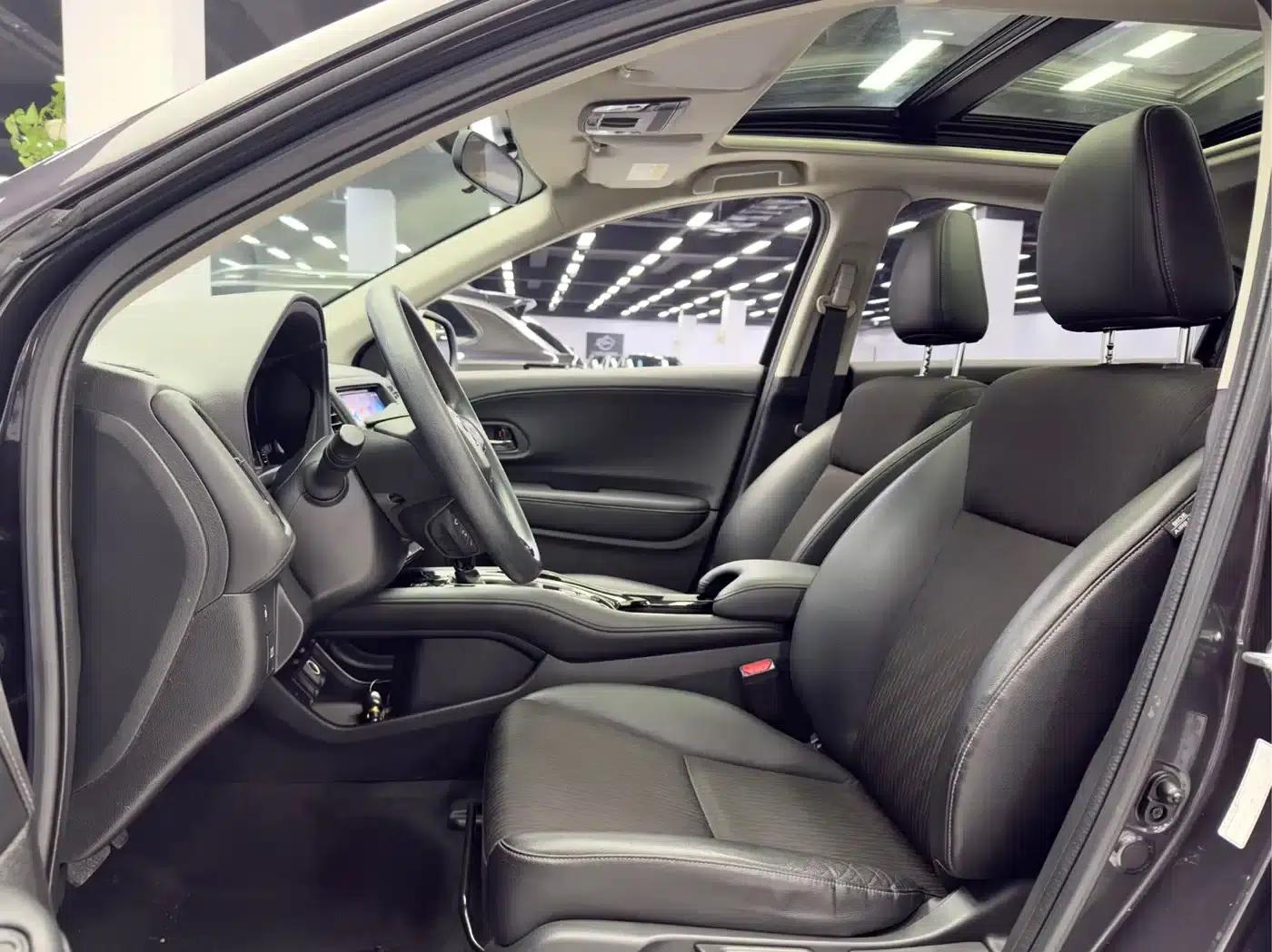 Vezel 2020 1.5L CVT Luxury Edition — миниатюра 12