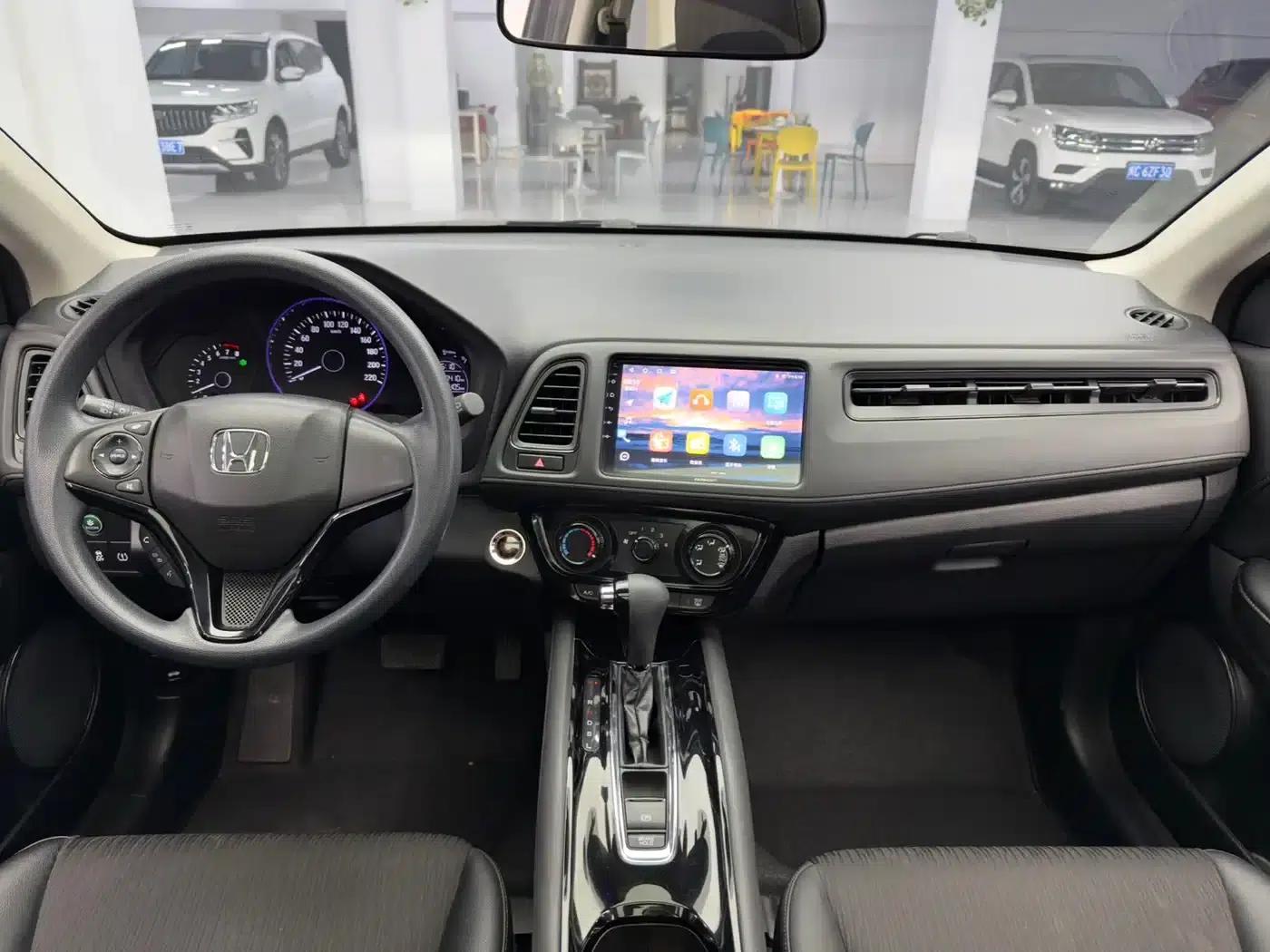 Vezel 2020 1.5L CVT Luxury Edition — миниатюра 16