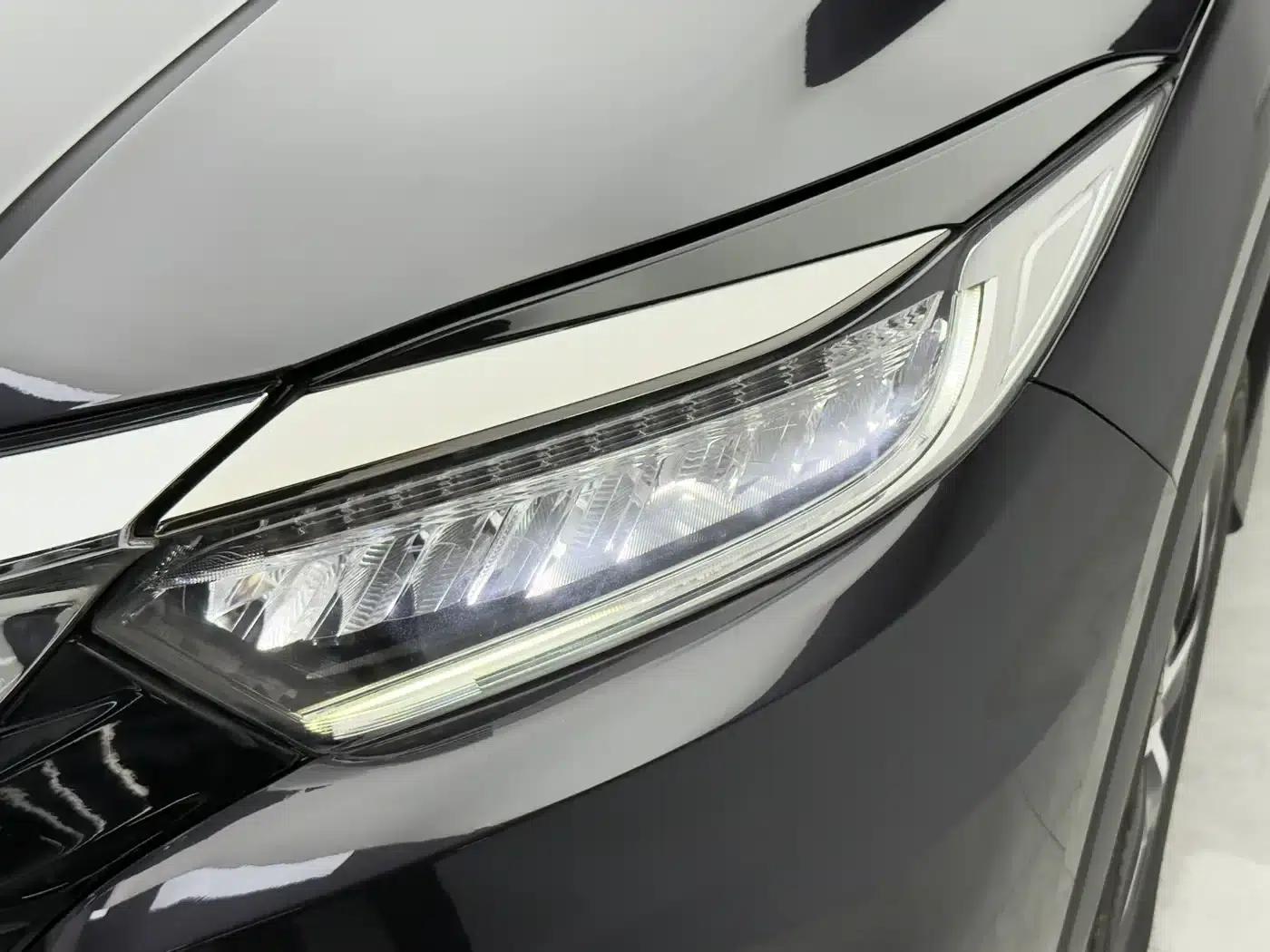 Vezel 2020 1.5L CVT Luxury Edition — миниатюра 7