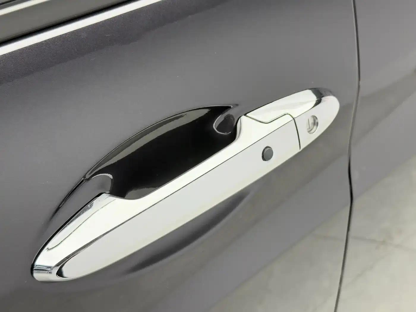Vezel 2020 1.5L CVT Luxury Edition — миниатюра 9