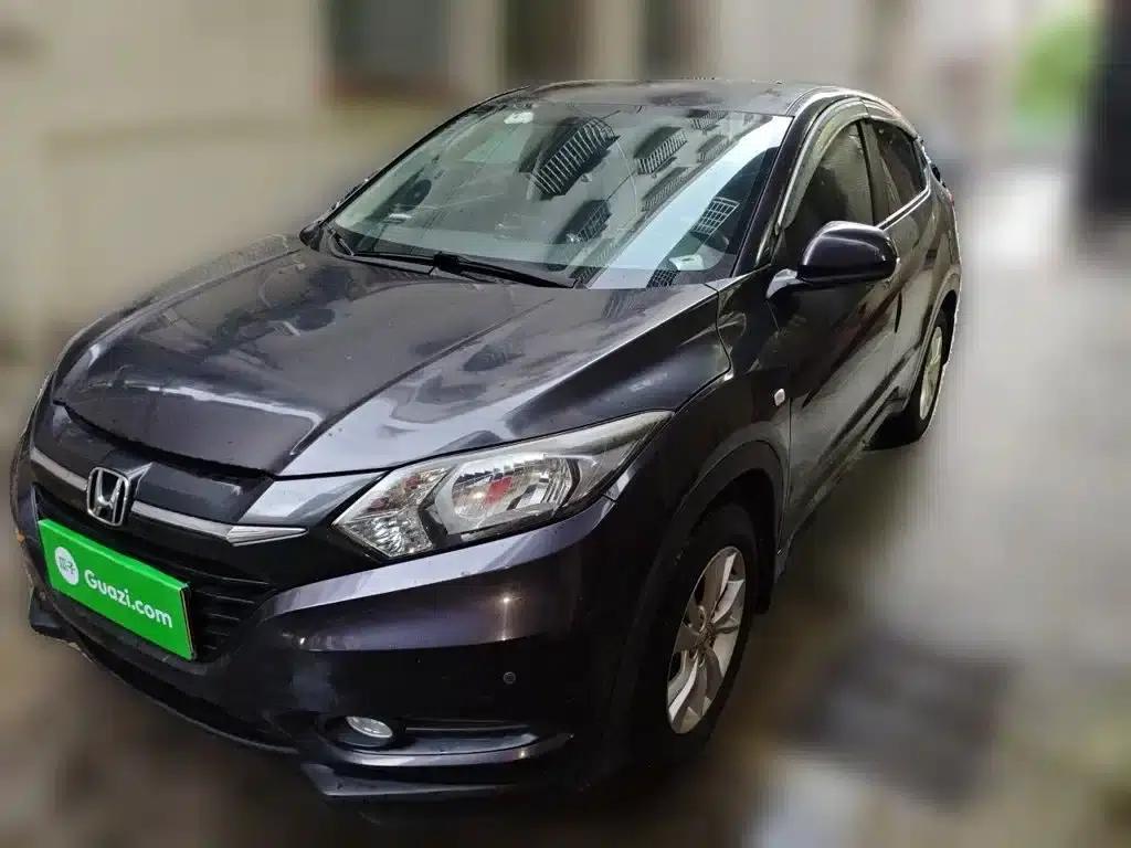 Vezel 2017 1.5L CVT 2WD Comfort Model — миниатюра 1