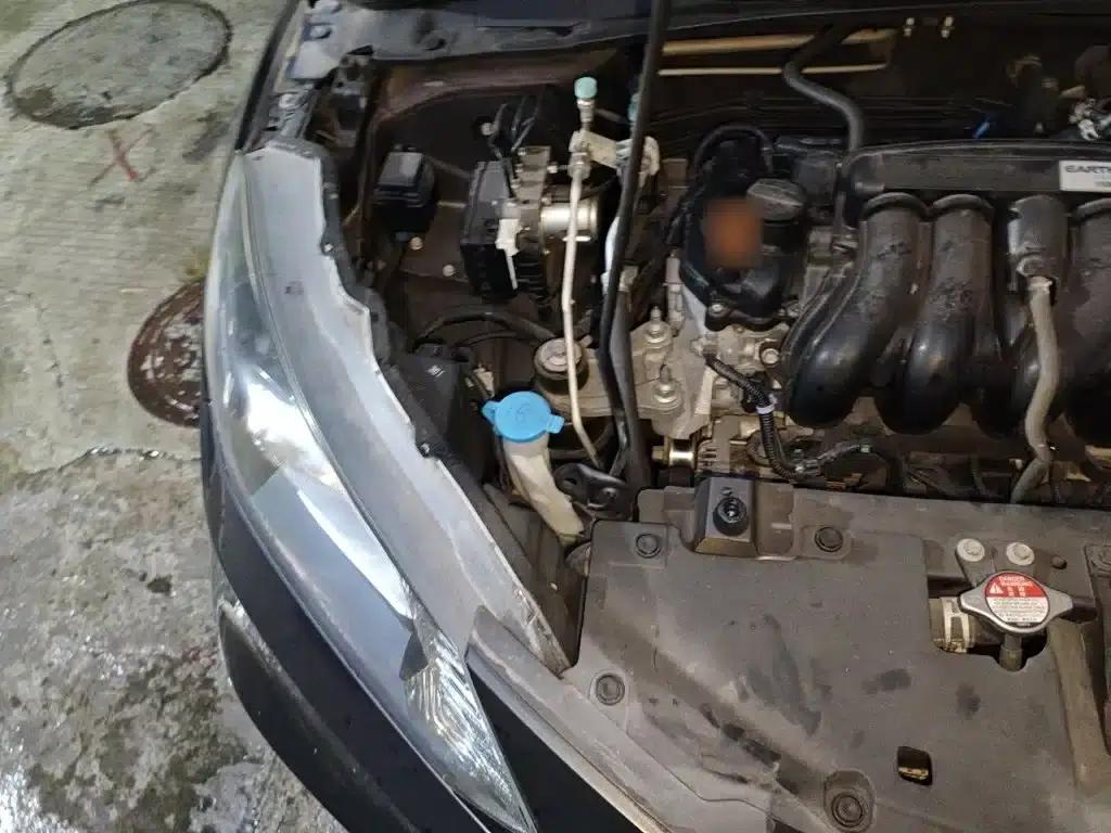Vezel 2017 1.5L CVT 2WD Comfort Model — миниатюра 21