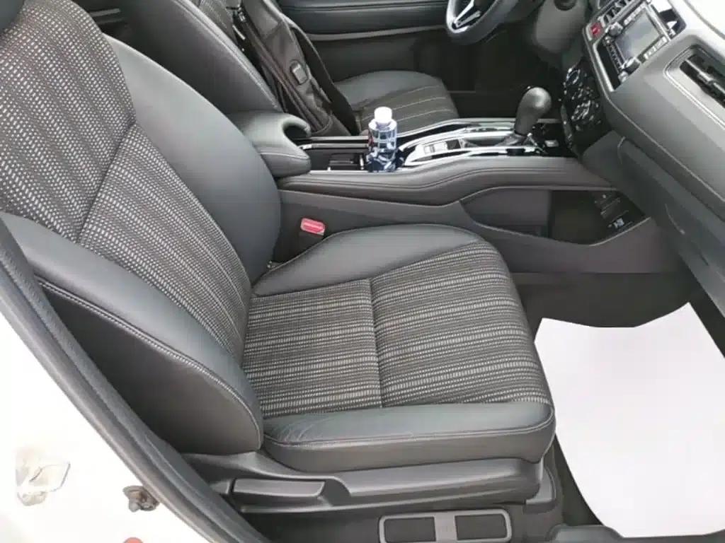Vezel 2017 1.8L CVT 2WD Pioneer Edition — миниатюра 25
