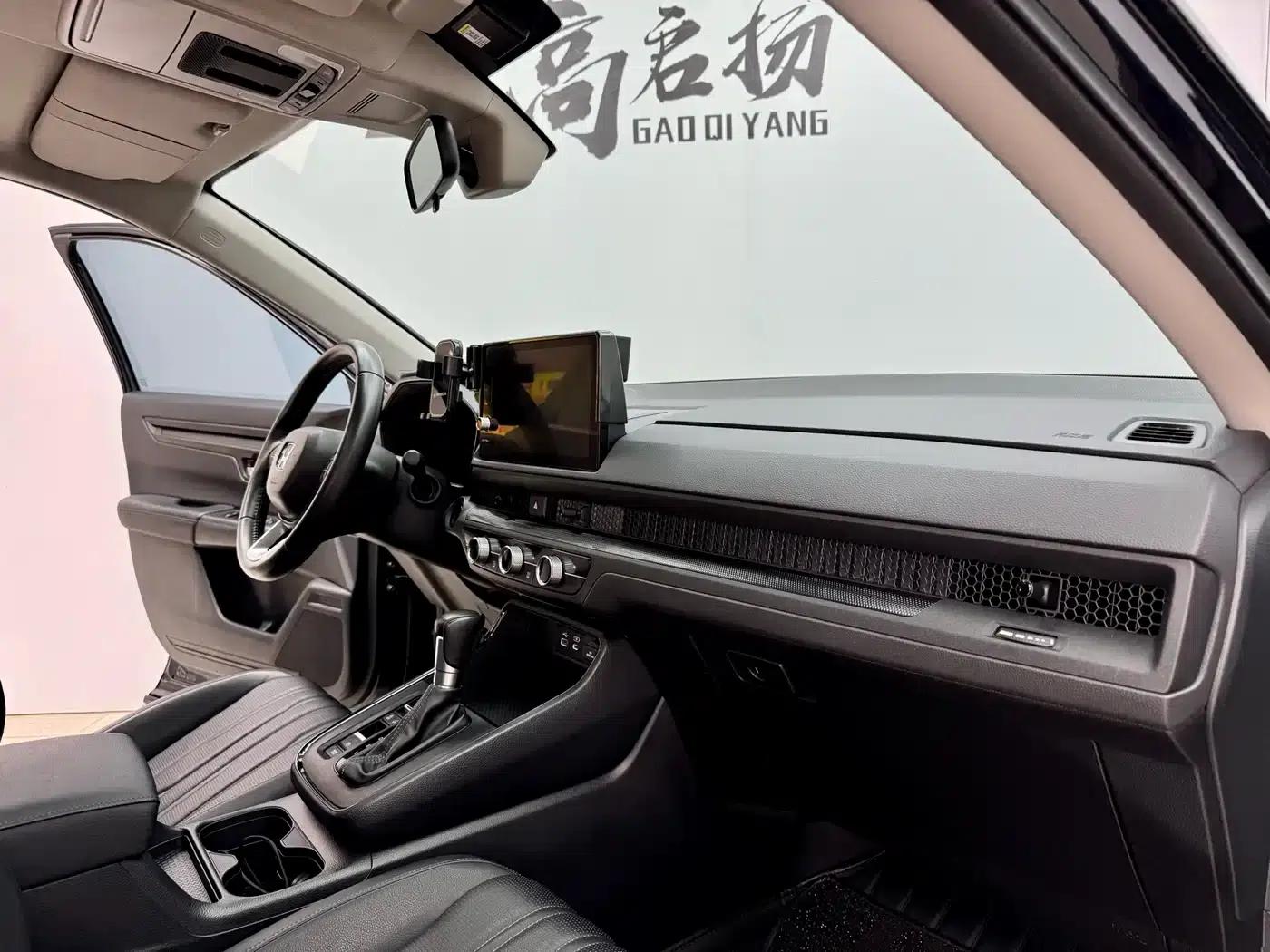2023 Honda CR-V 240TURBO 2WD Luxury Edition 5-seater — миниатюра 13