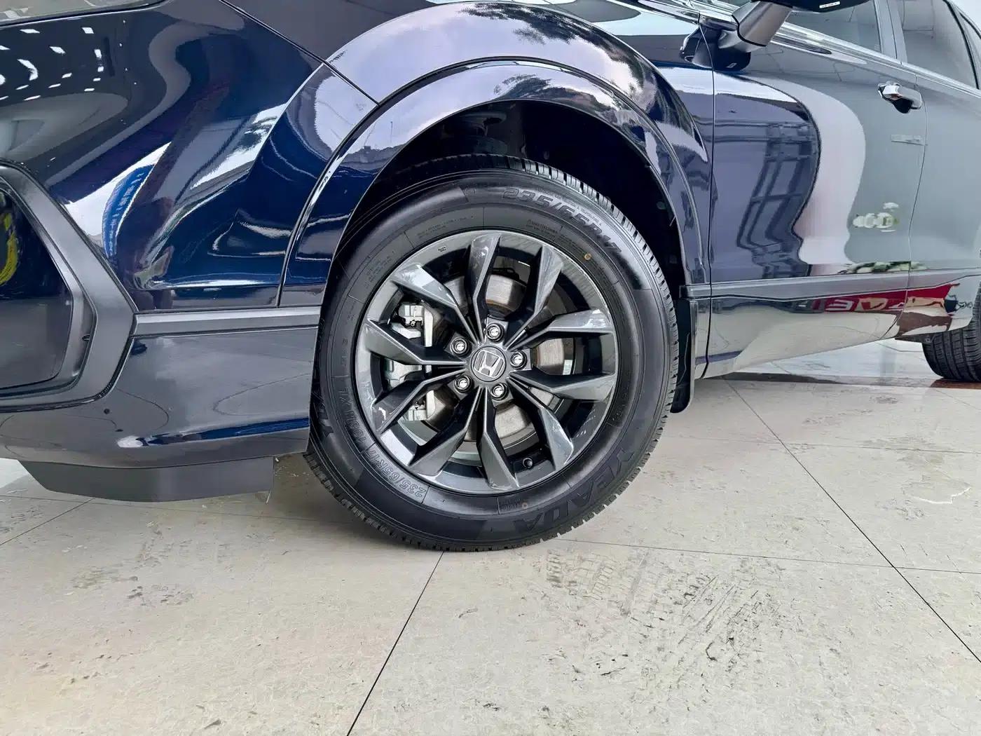 2023 Honda CR-V 240TURBO 2WD Luxury Edition 5-seater — миниатюра 19
