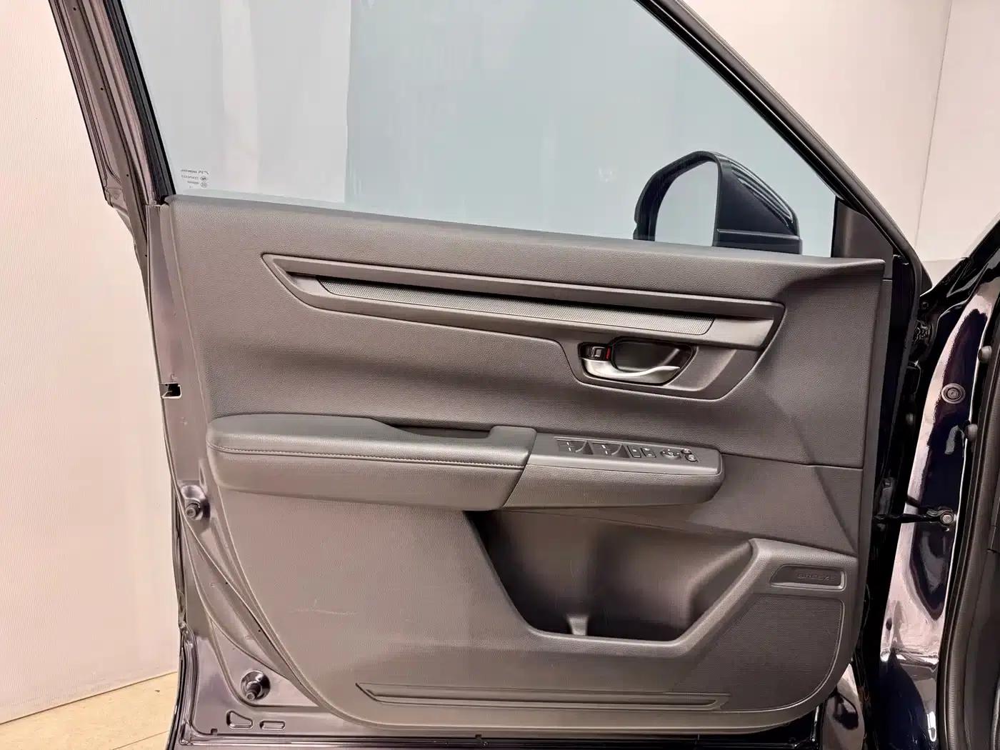 2023 Honda CR-V 240TURBO 2WD Luxury Edition 5-seater — миниатюра 7