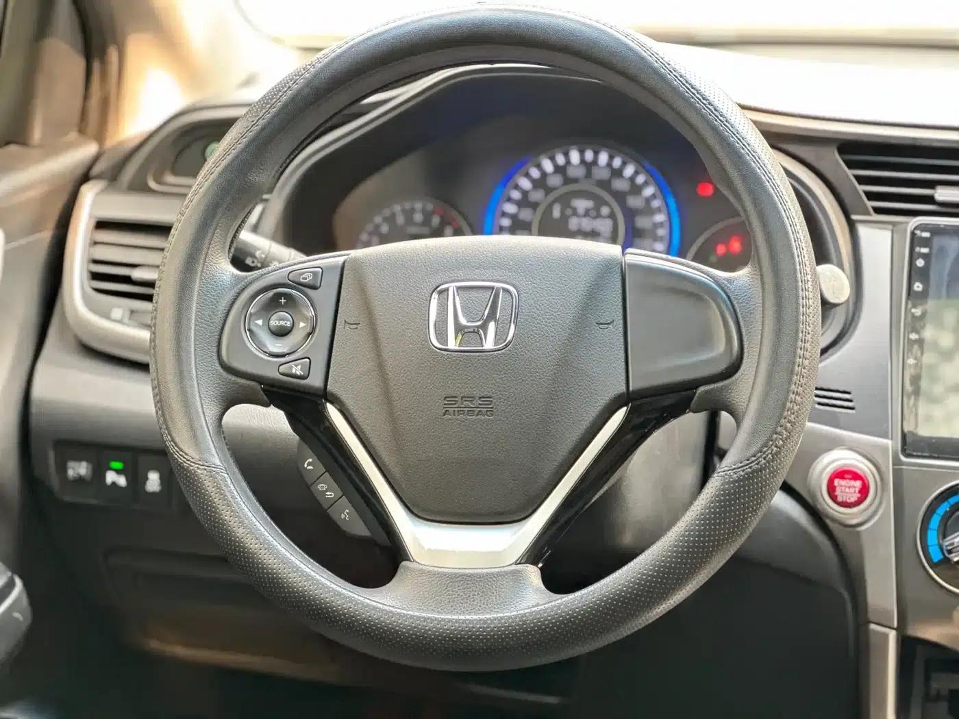 Honda Crider 2016 1.8L CVT Deluxe Edition — миниатюра 10