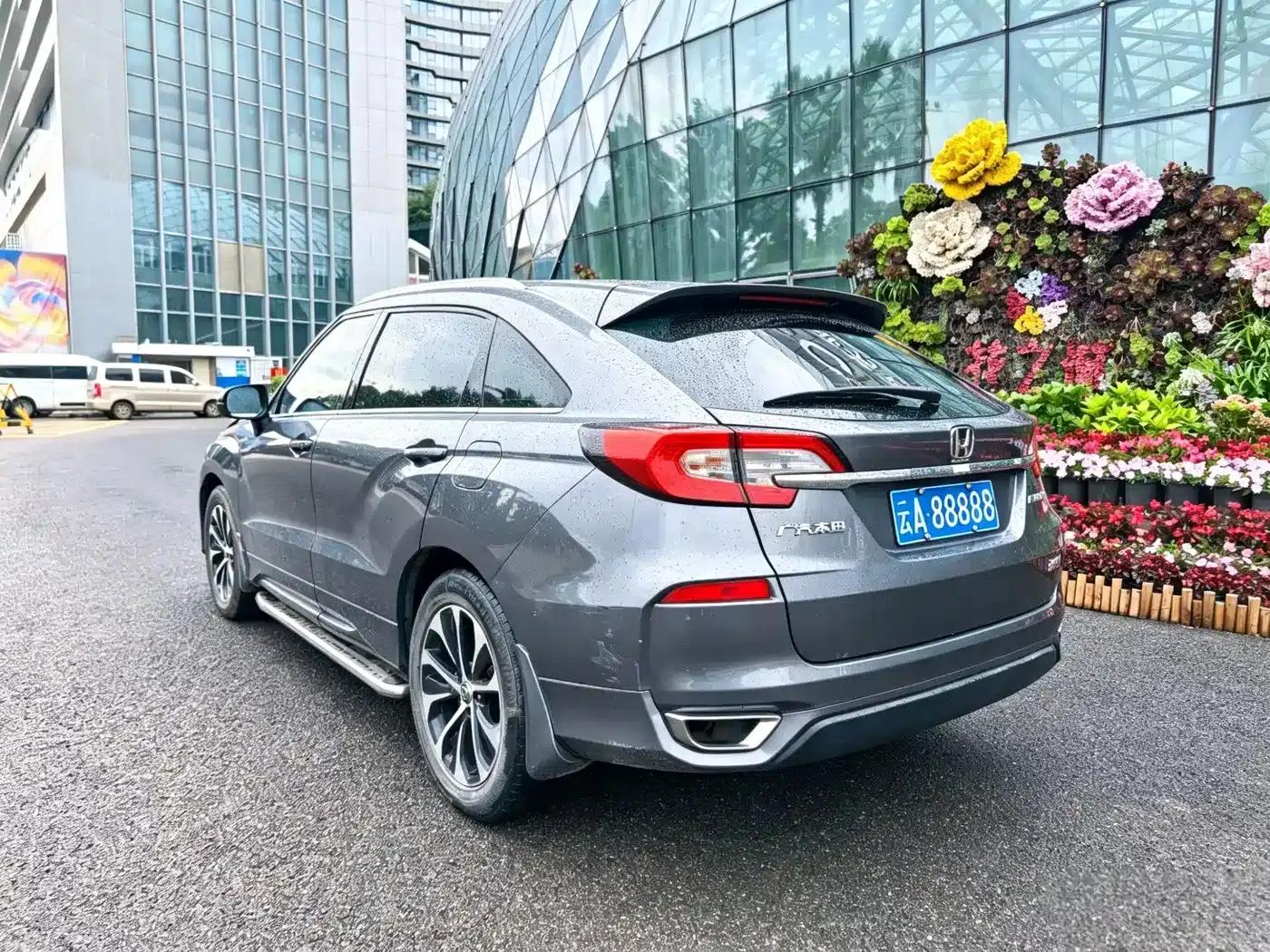 2017 Honda Avancier 240TURBO 2WD Luxury Edition — миниатюра 14
