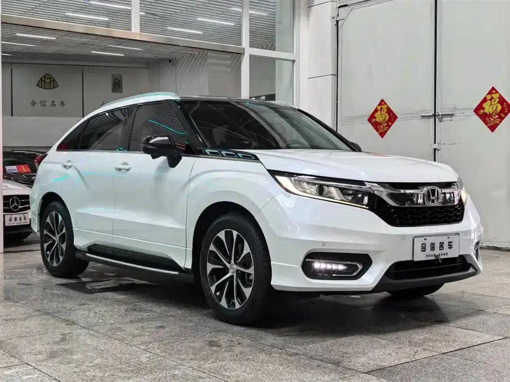 2017 Honda Avancier 240TURBO 2WD Elite Edition — миниатюра 3