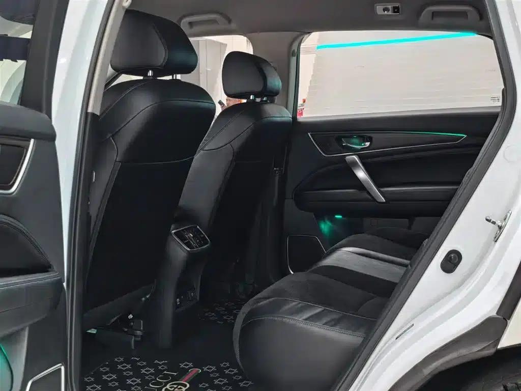 2017 Honda Avancier 240TURBO 2WD Elite Edition — миниатюра 8