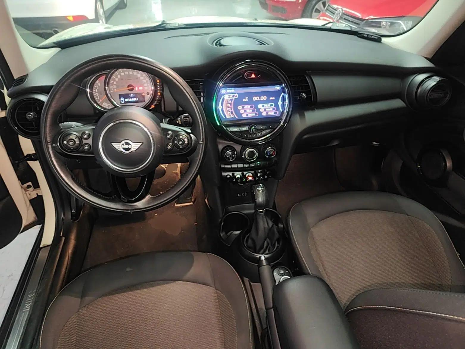 MINI 2016 1.2T ONE Five-Door Edition — миниатюра 12