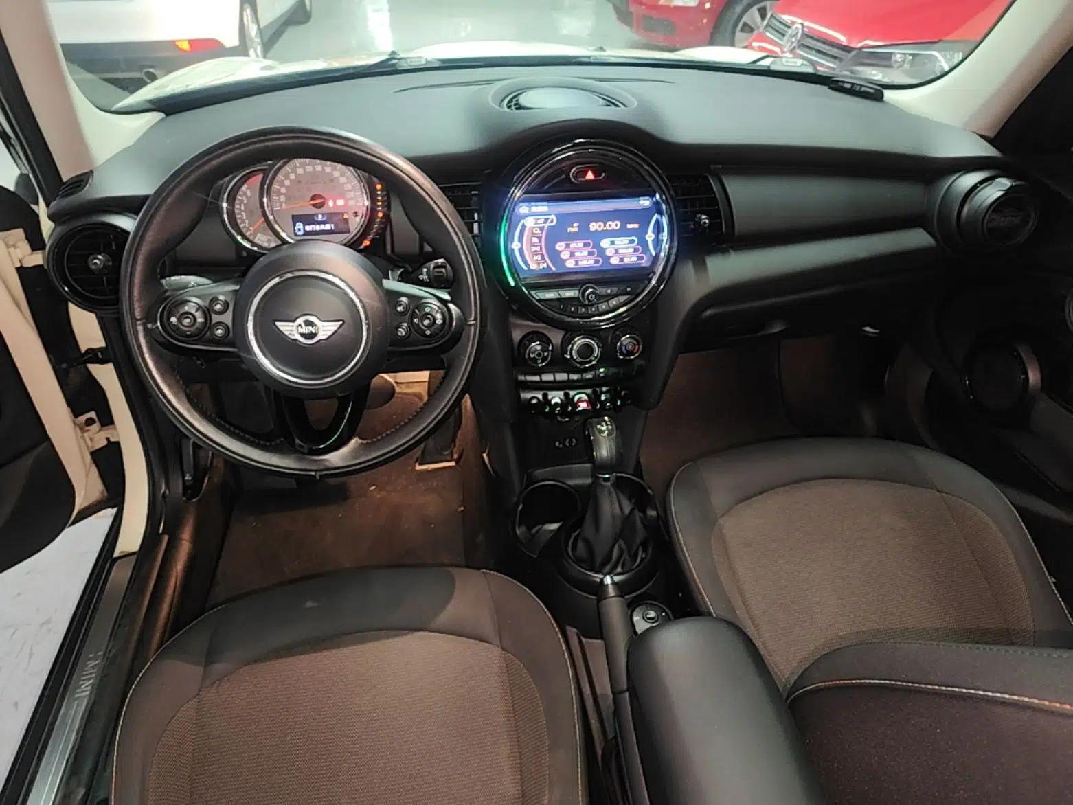 MINI 2016 1.2T ONE Five-Door Edition — миниатюра 15