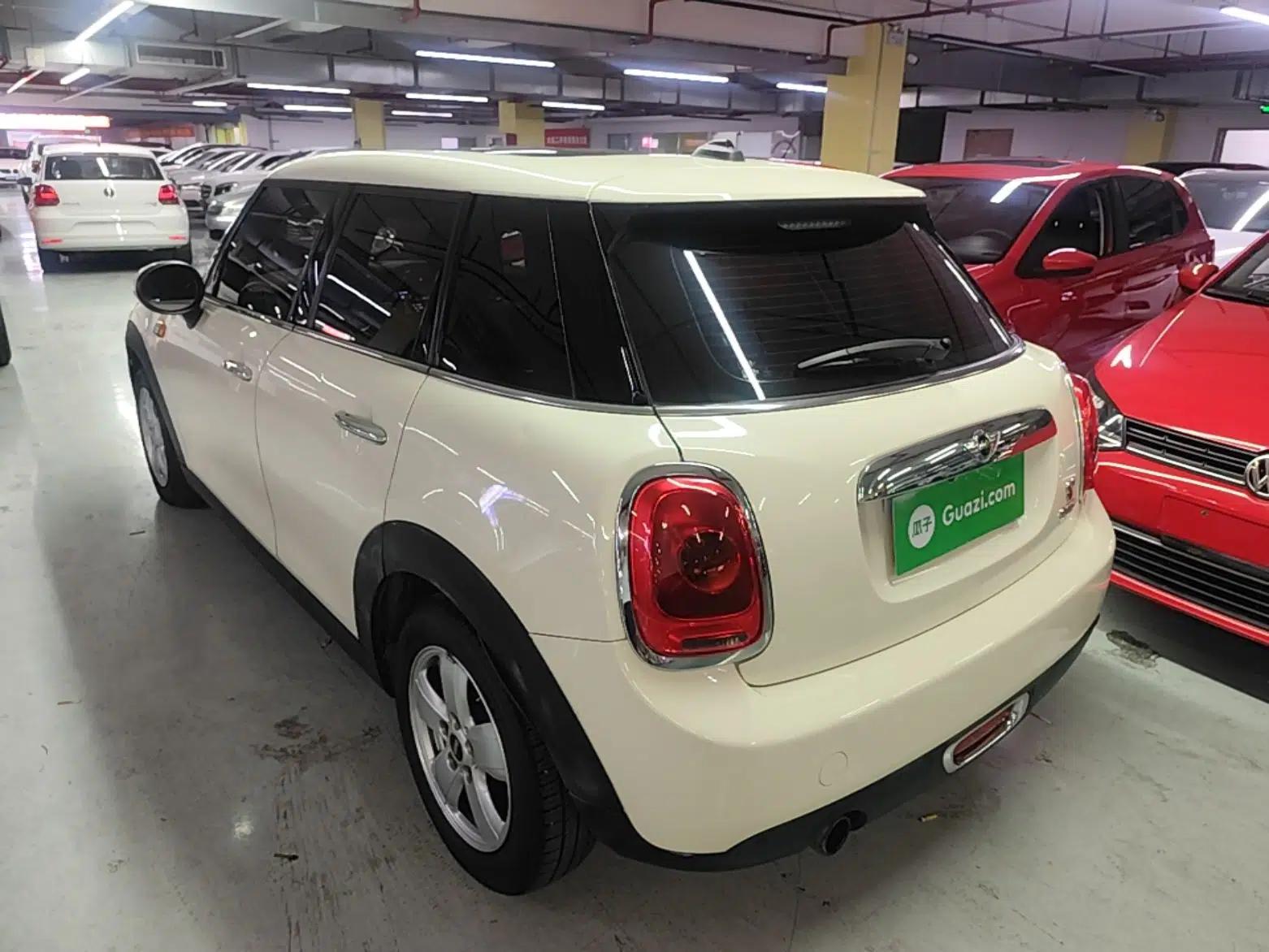 MINI 2016 1.2T ONE Five-Door Edition — миниатюра 4