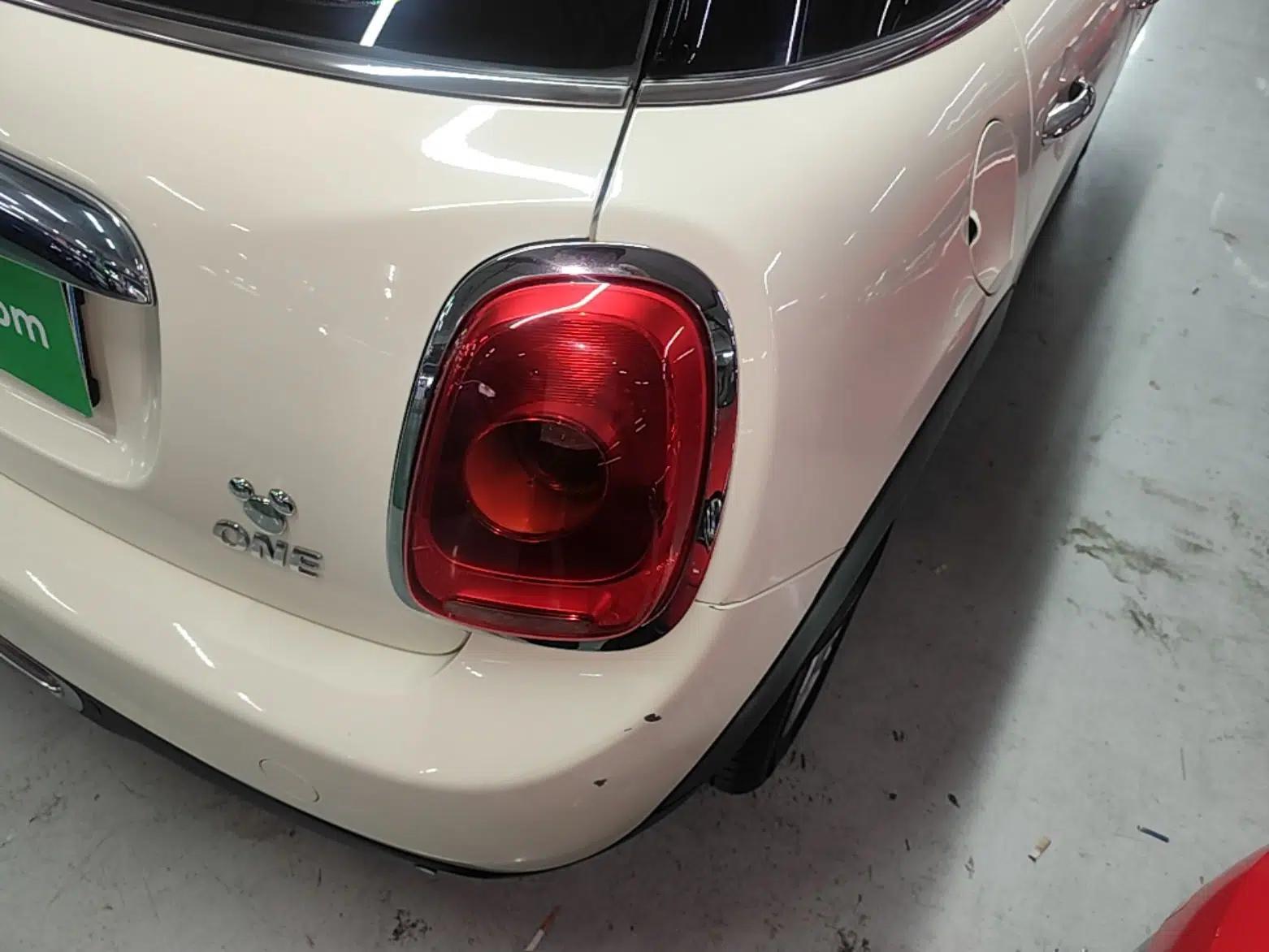 MINI 2016 1.2T ONE Five-Door Edition — миниатюра 9