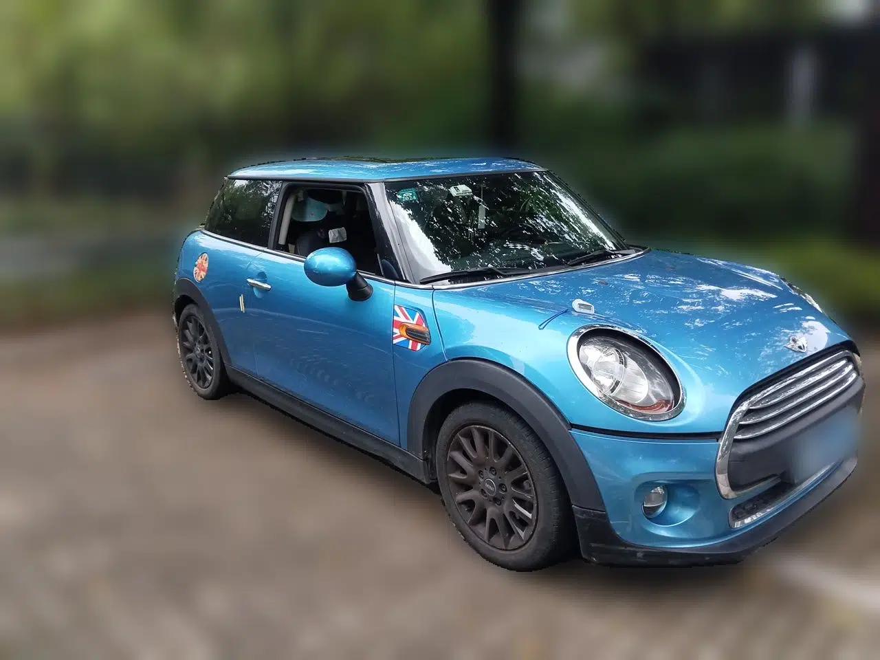 MINI 2016 1.2T ONE Pioneer Edition — миниатюра 3