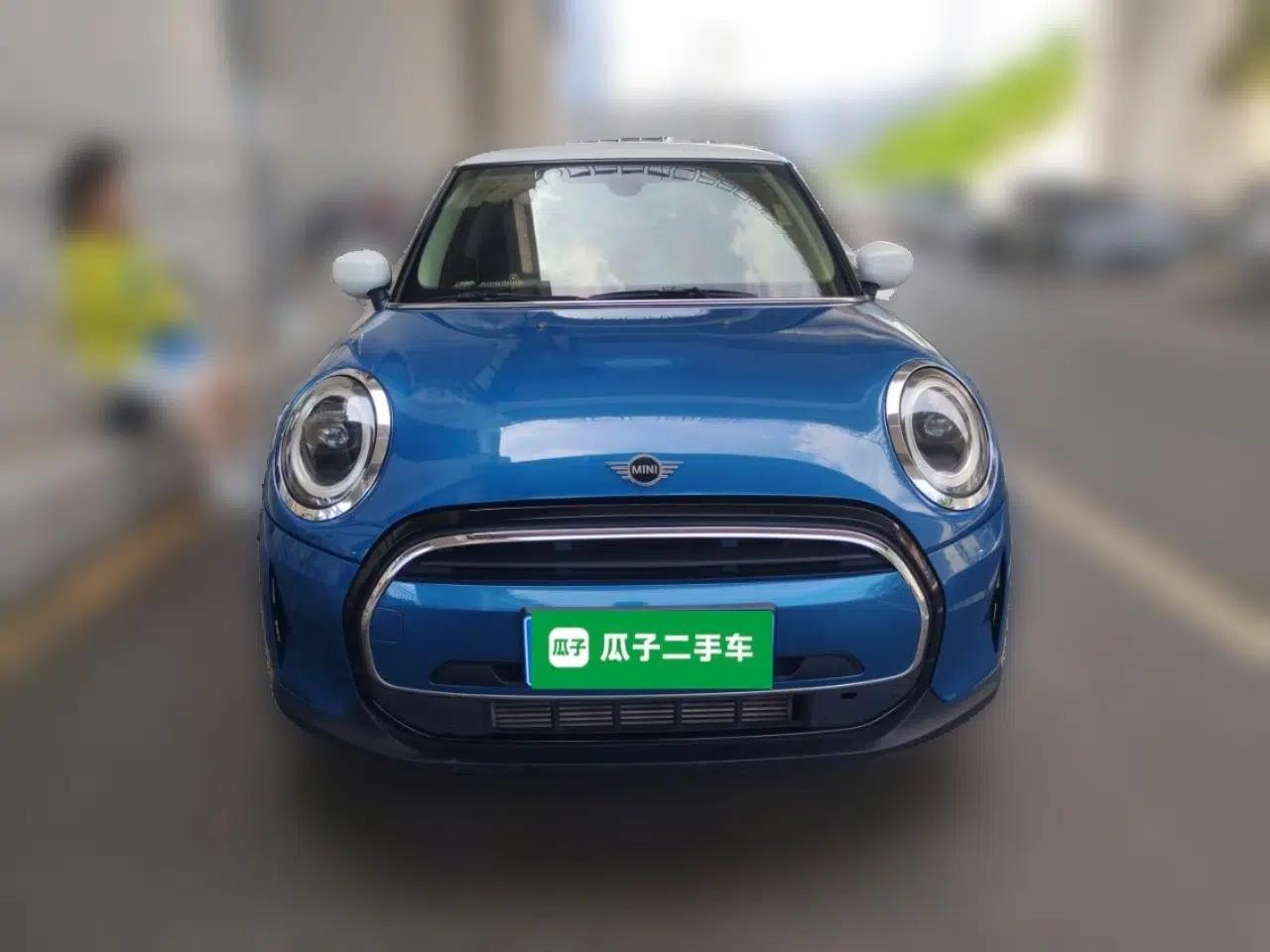 MINI 2022 1.5T COOPER Classic Edition — миниатюра 2