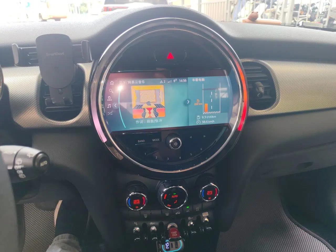 MINI 2022 1.5T COOPER Classic Edition — миниатюра 13