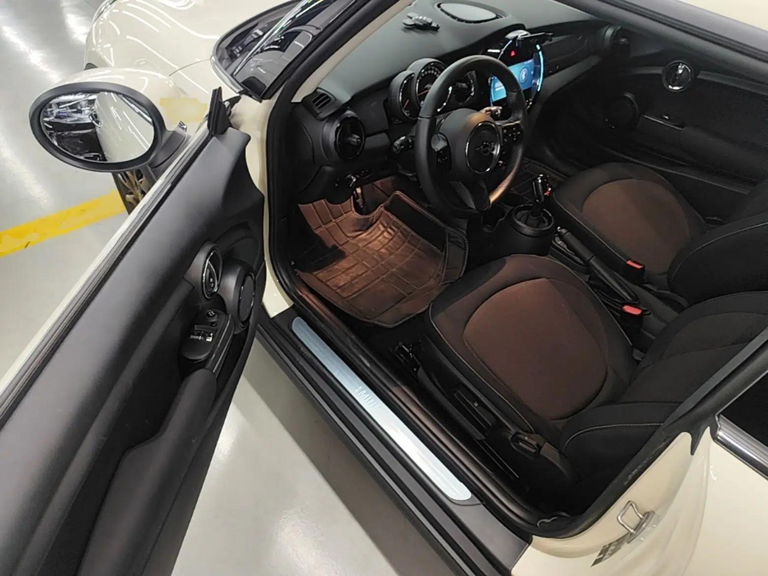 MINI 2023 1.5T ONE — миниатюра 23