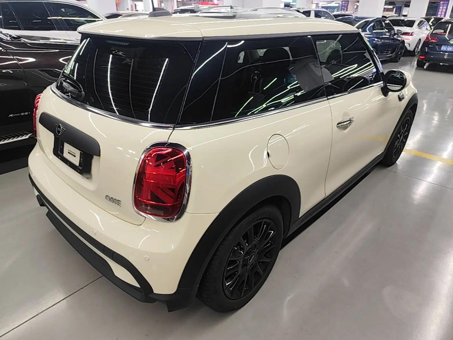 MINI 2023 1.5T ONE — миниатюра 6