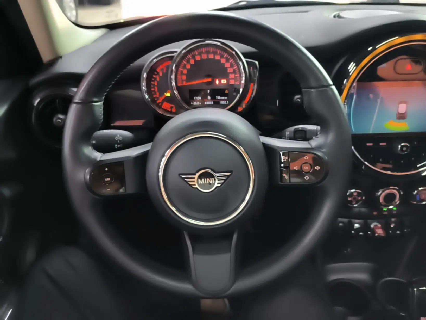 MINI 2022 1.5T ONE Five-Door PLUS — миниатюра 13