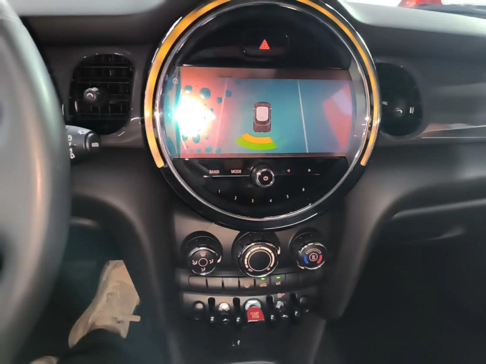 MINI 2022 1.5T ONE Five-Door PLUS — миниатюра 15