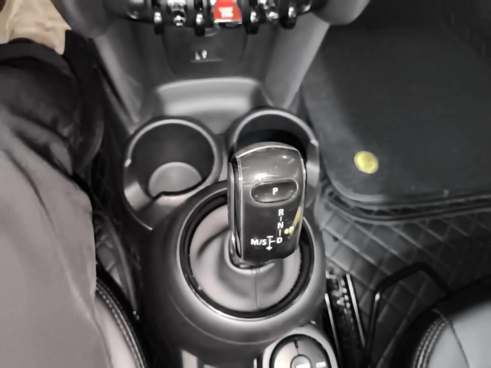 MINI 2022 1.5T ONE Five-Door PLUS — миниатюра 16