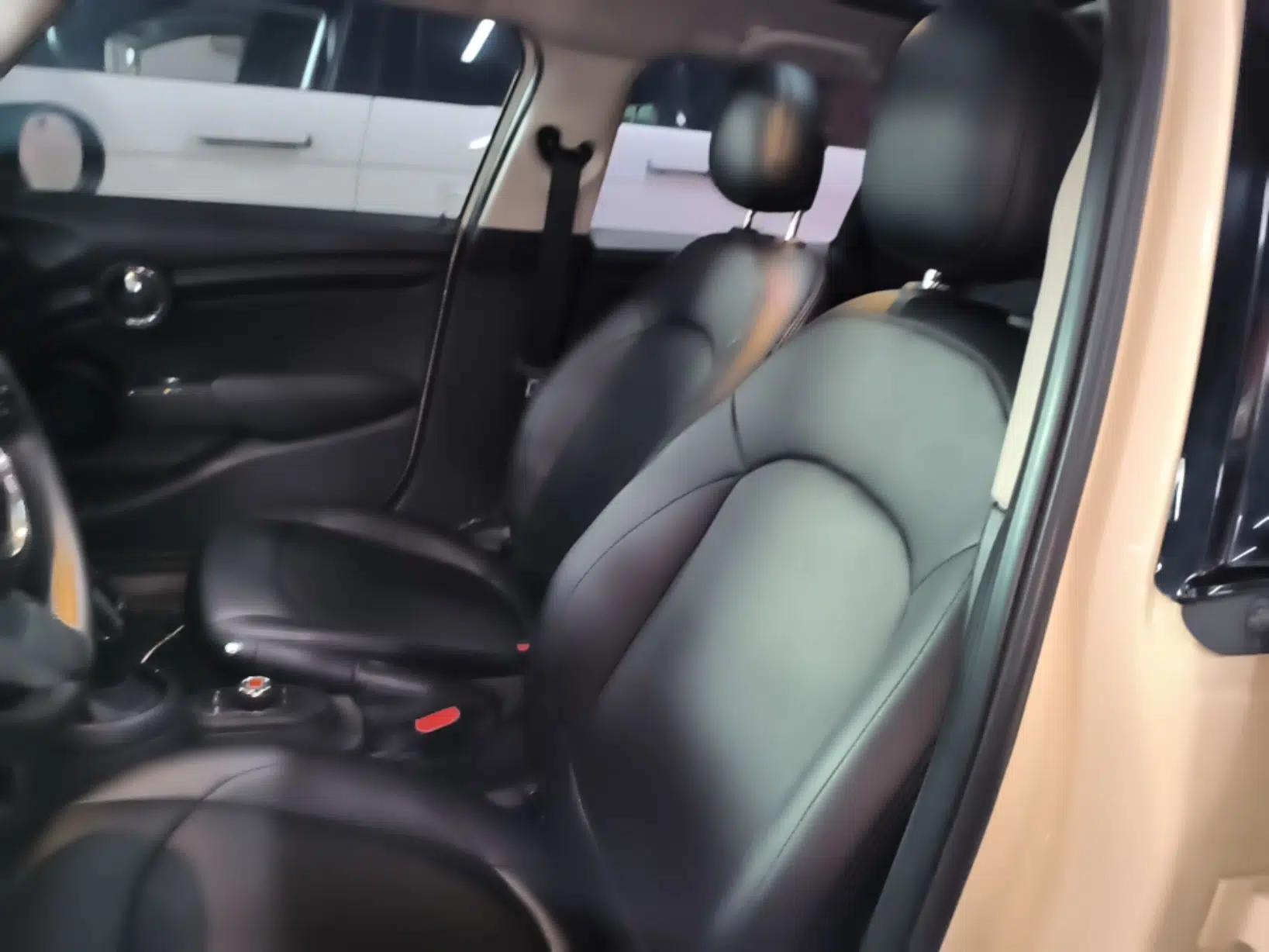 MINI 2022 1.5T ONE Five-Door PLUS — миниатюра 17