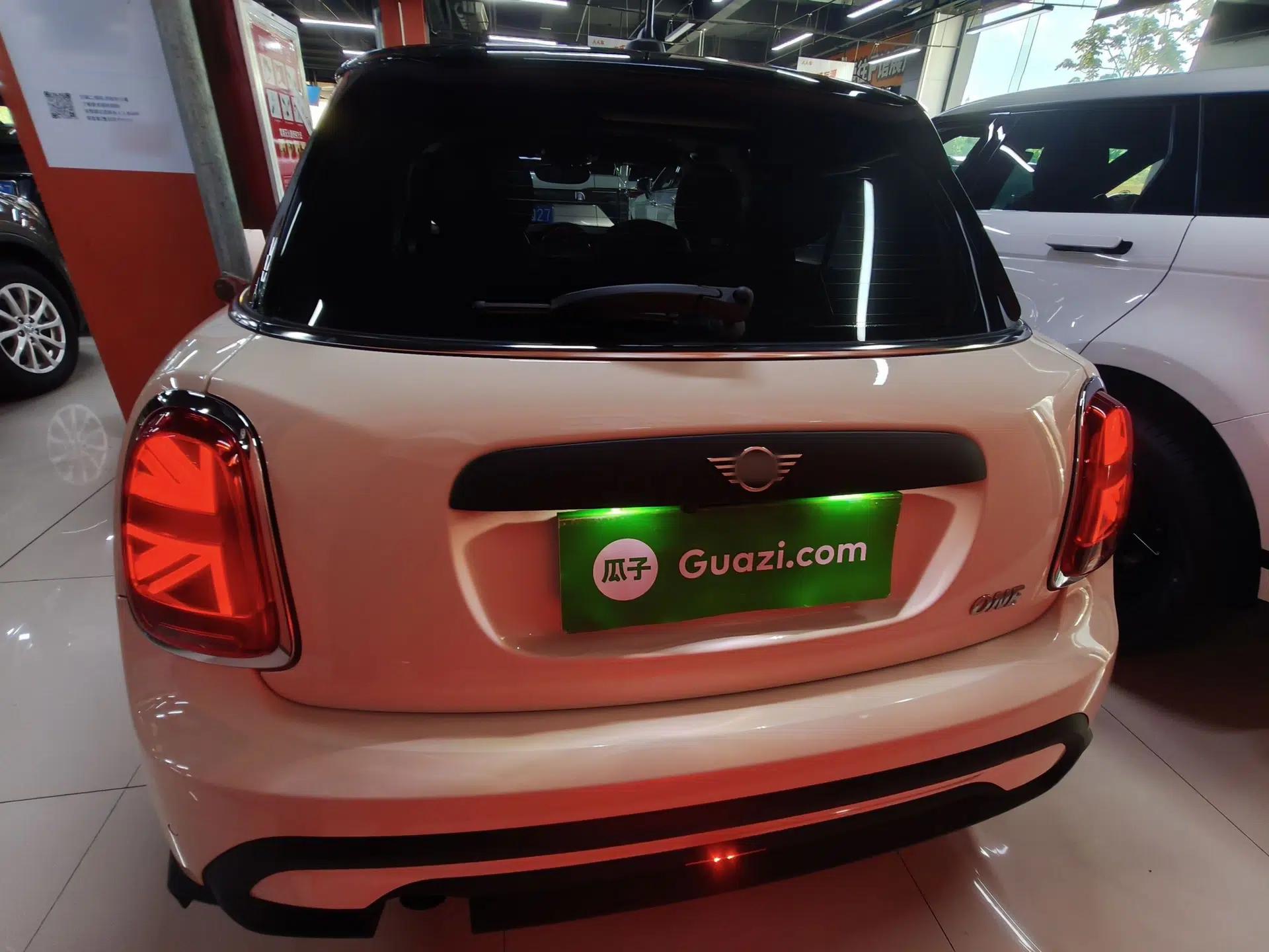 MINI 2022 1.5T ONE Five-Door PLUS — миниатюра 5