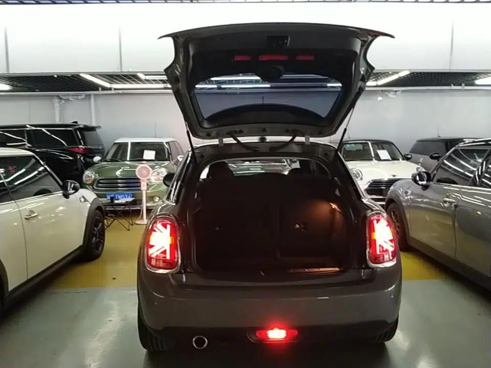 MINI 2021 1.5T COOPER Artist Five-Door Edition — миниатюра 22