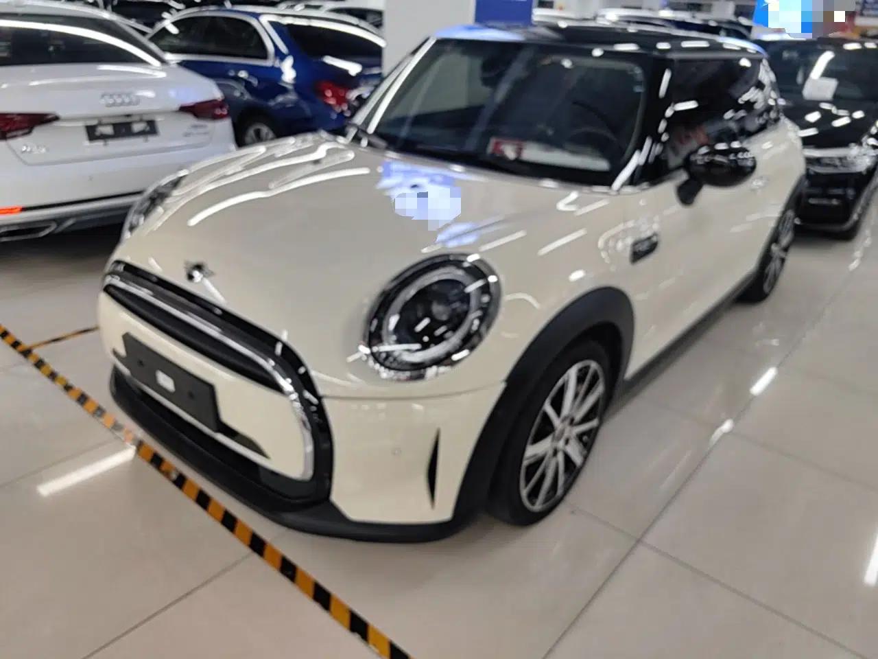 MINI 2022 1.5T COOPER Artist — миниатюра 1