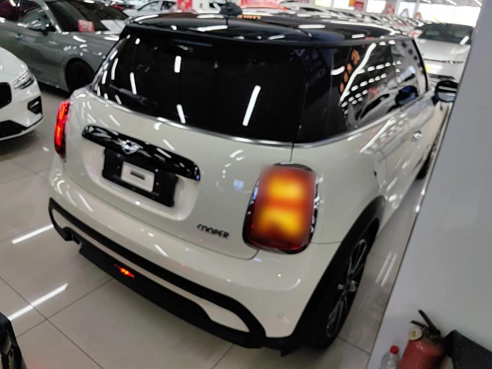 MINI 2022 1.5T COOPER Artist — миниатюра 6