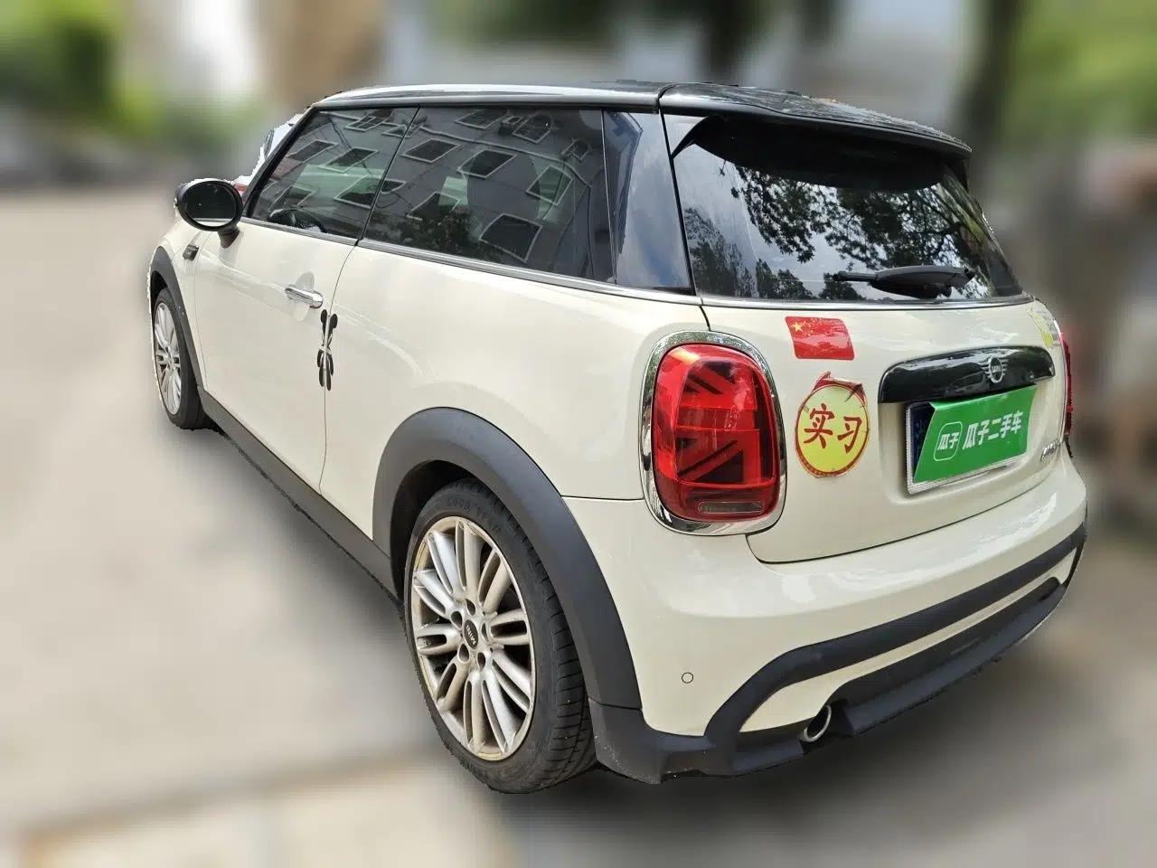 MINI 2022 1.5T COOPER Classic Edition — миниатюра 4