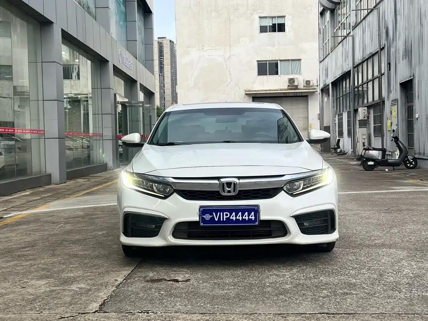 Inspire 2019 260TURBO Deluxe Edition (China VI Emission Standard) — миниатюра 2
