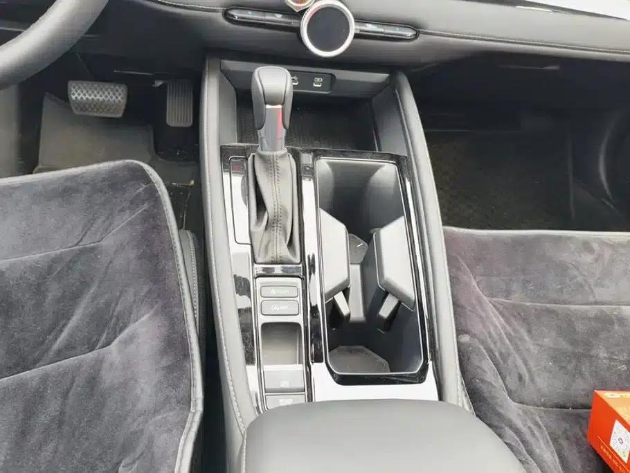 2025 Inspire 260TURBO Elegant Edition — миниатюра 16