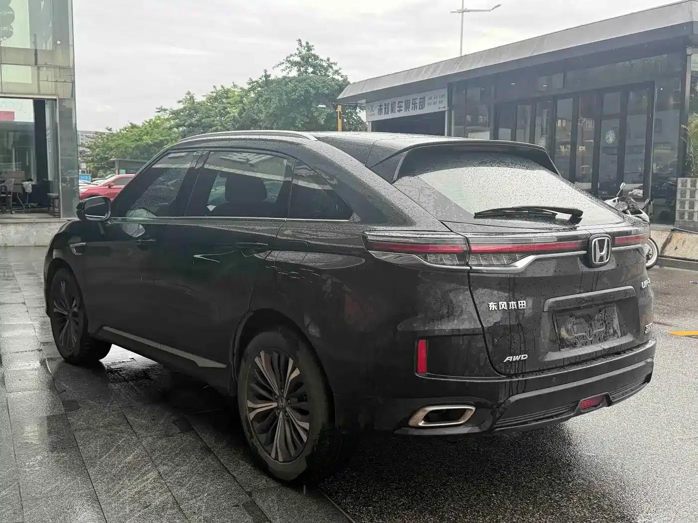 Honda UR-V 2020 370TURBO AWD Premium Edition — миниатюра 3