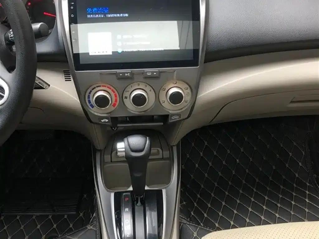 Honda City Classic 2008 1.5L Automatic Elite Edition — миниатюра 11