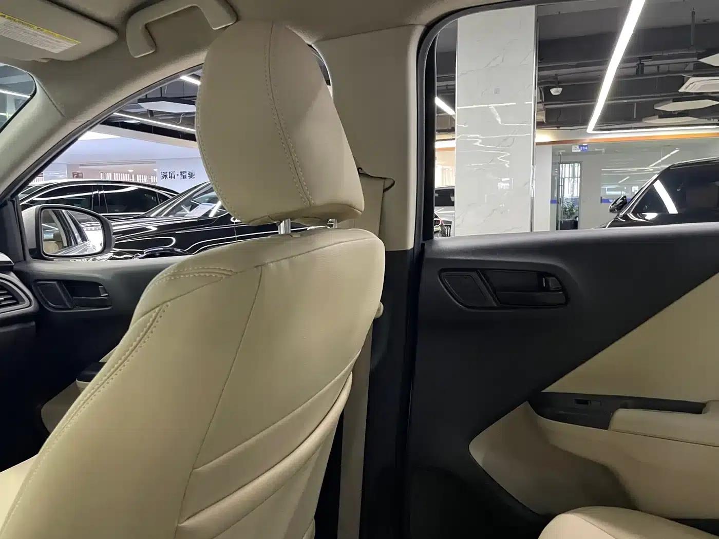 Honda City 2015 1.5L CVT Comfort Edition — миниатюра 27