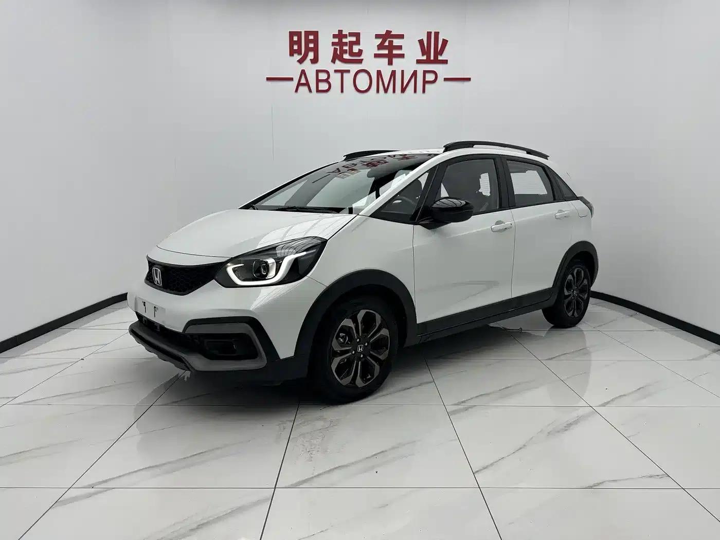 LIFE 2023 1.5L CVT CRO-SS Fun Edition — миниатюра 1