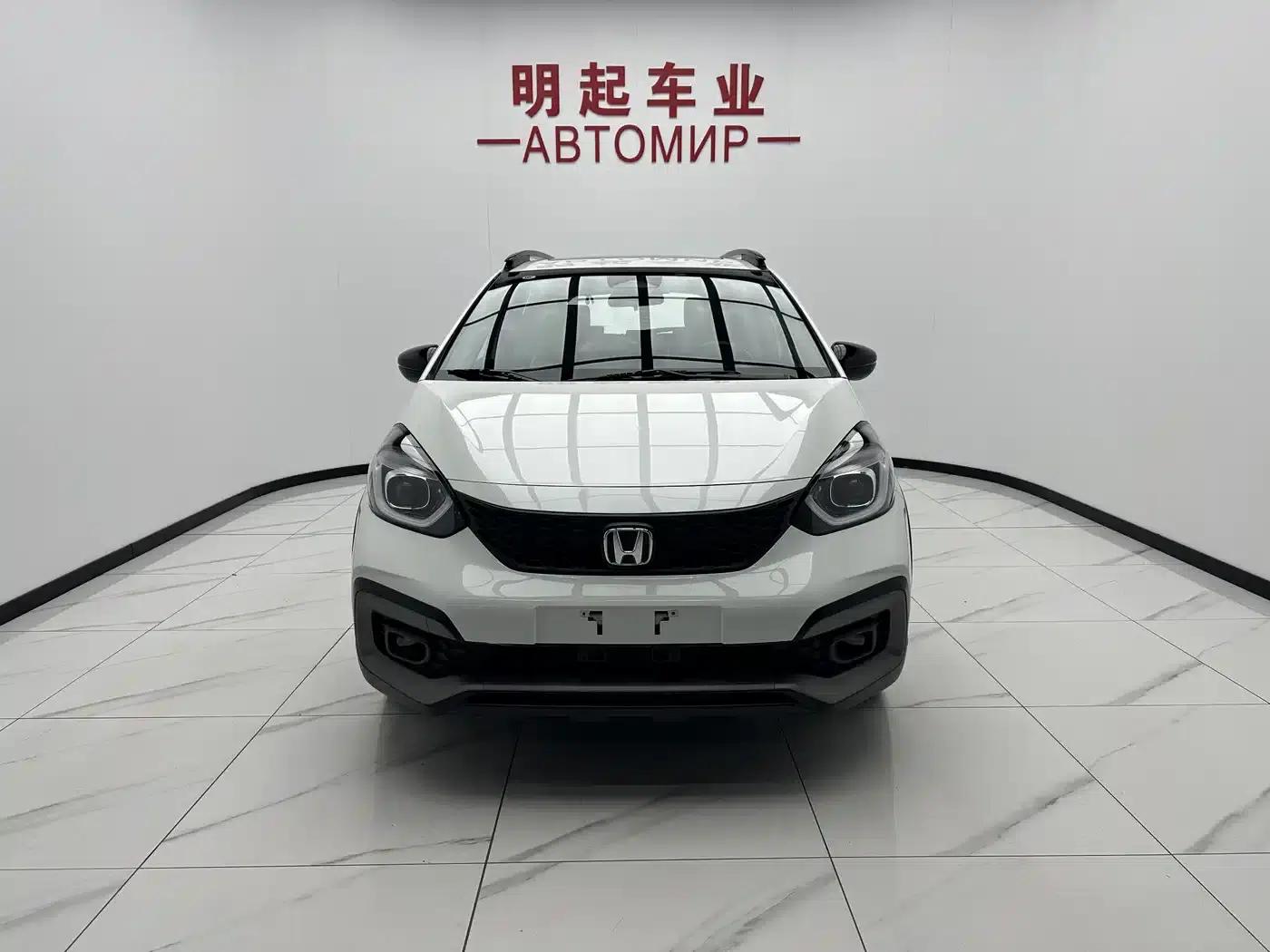 LIFE 2023 1.5L CVT CRO-SS Fun Edition — миниатюра 2