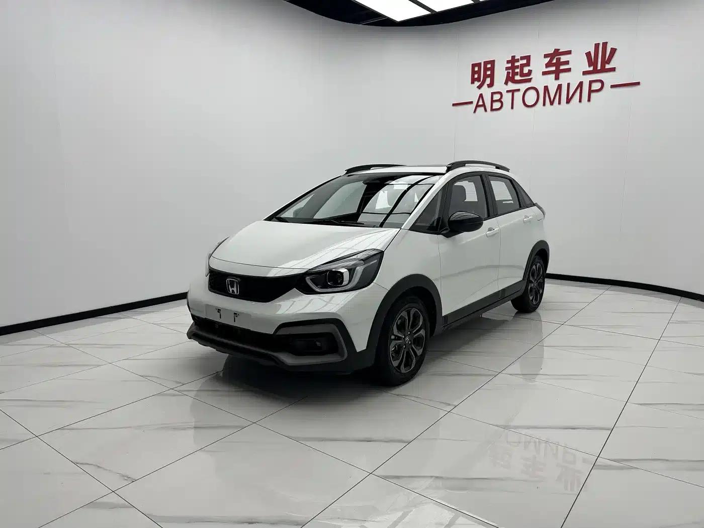 LIFE 2023 1.5L CVT CRO-SS Fun Edition — миниатюра 4