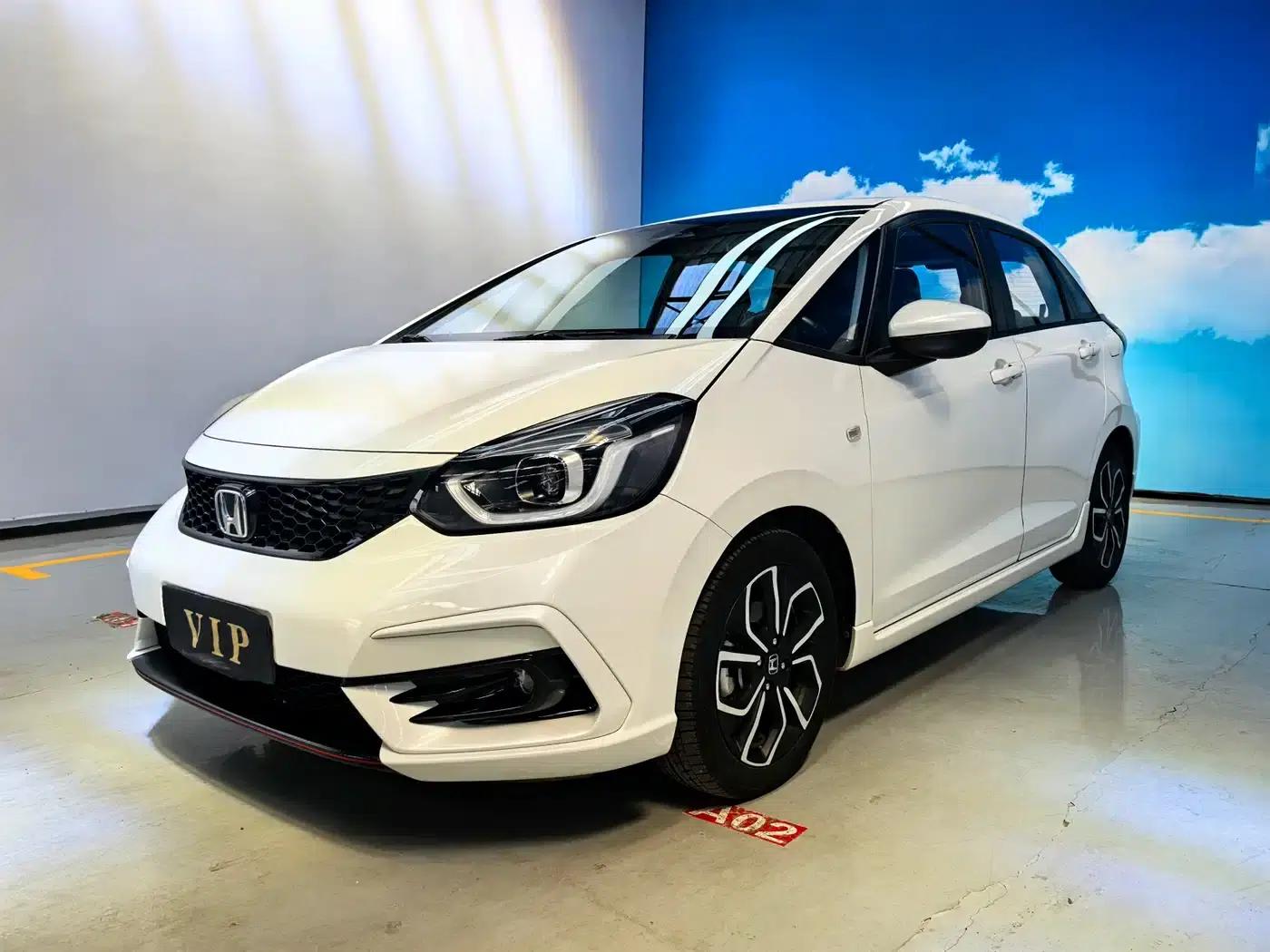 LIFE 2023 1.5L CVT SPO-SS Dynamic Edition — миниатюра 3