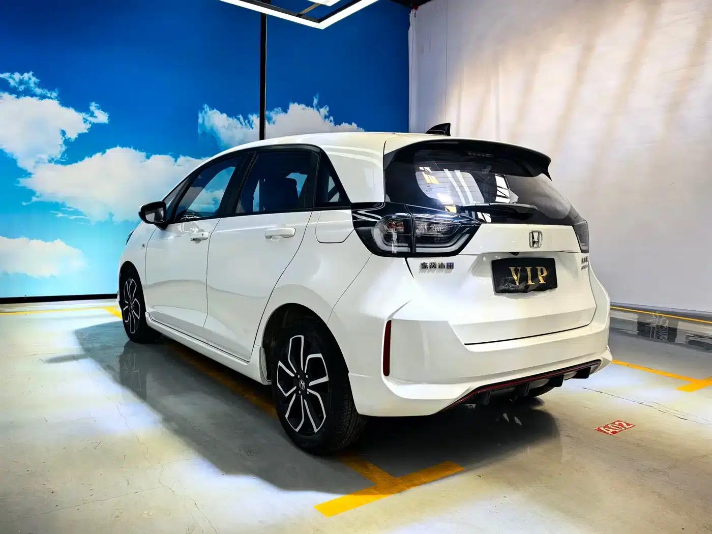 LIFE 2023 1.5L CVT SPO-SS Dynamic Edition — миниатюра 6